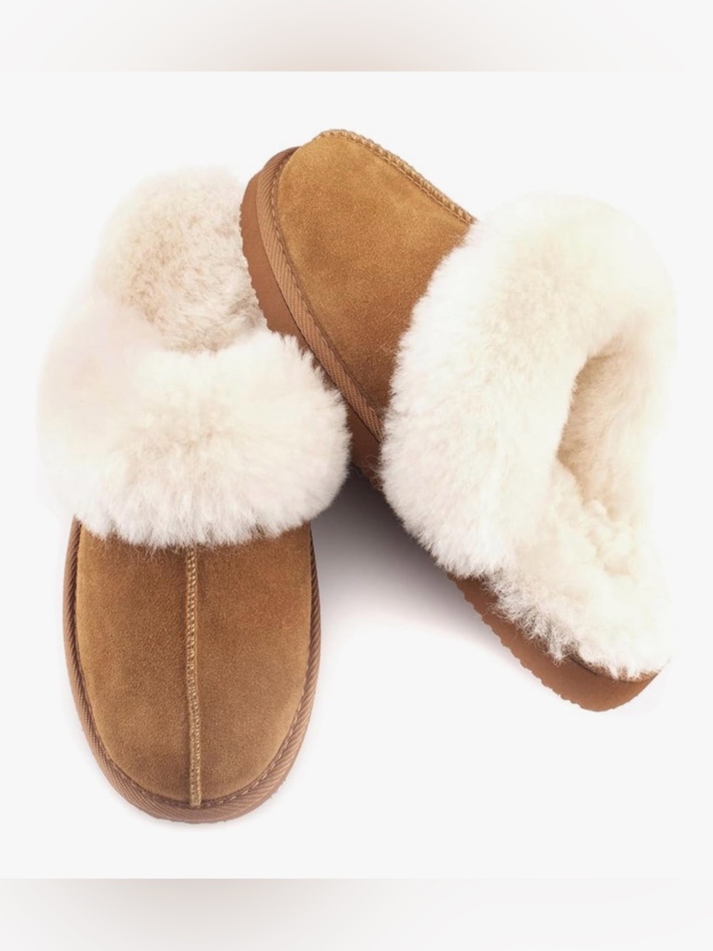 NWT Cozy Sheepskin and Suede Slip-On Slippers in Chestnut